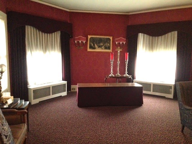 Holman's Funeral Service