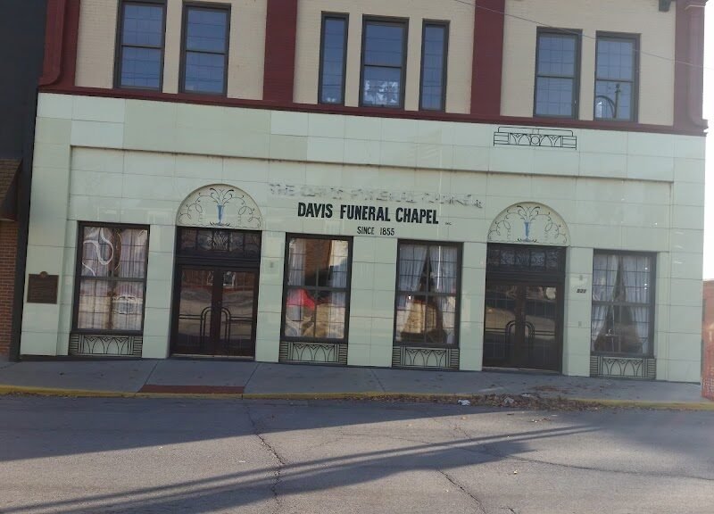 Davis Funeral Chapel