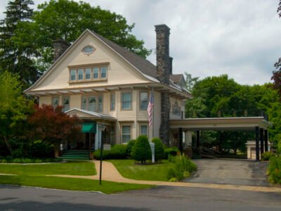Applegate-Day & Enea Family Funeral Home