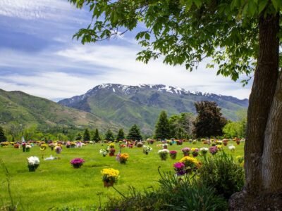 Lindquist's Memorial Gardens of the Wasatch