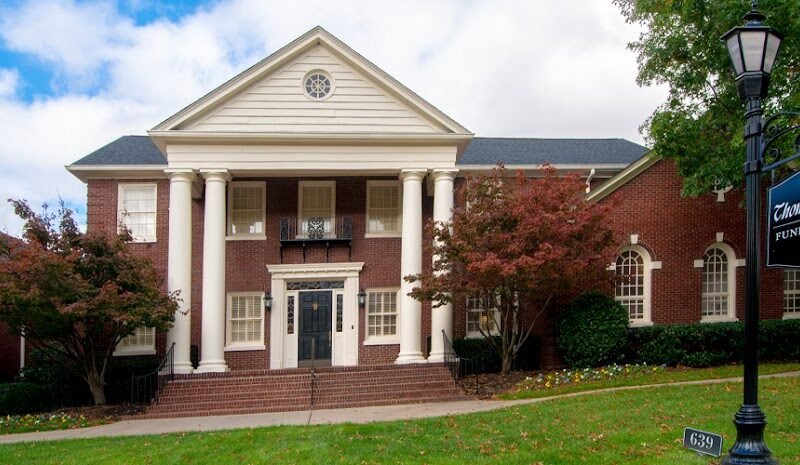 Thomas McAfee Funeral Homes & Cremation Center - Downtown Chapel