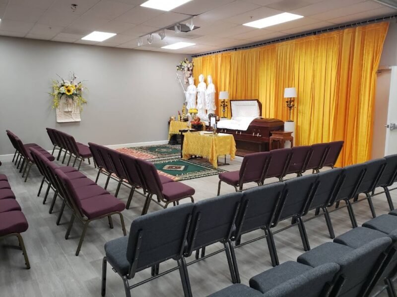 Heaven's Gate Funeral Home (Nha Quan Thien Mon)