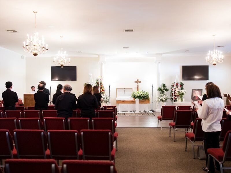 Garden Oaks Funeral Home & Crematory