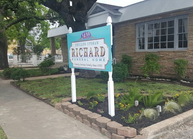 Phillips Upshaw & Richard Funeral Home