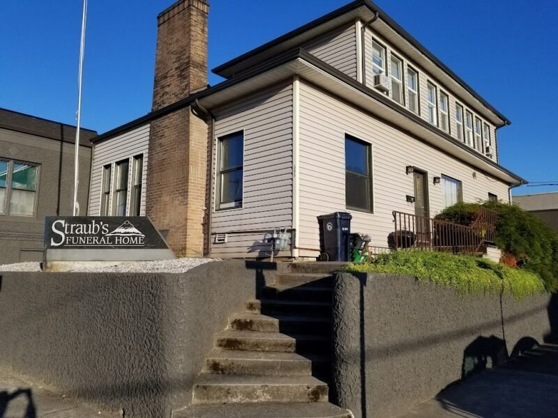 Straub's Funeral Home