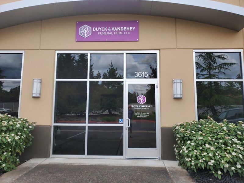 Duyck & VanDeHey Funeral Home Tanasbourne