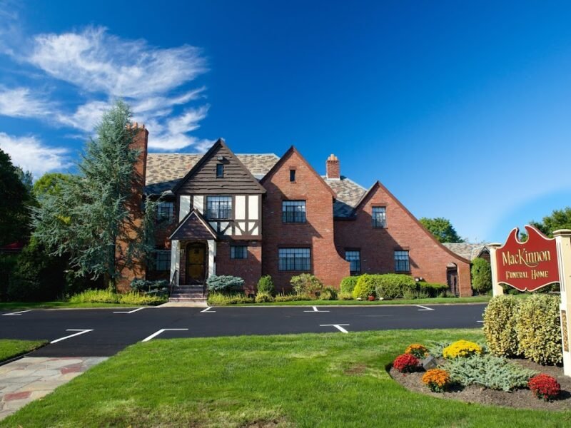 MacKinnon Funeral Home