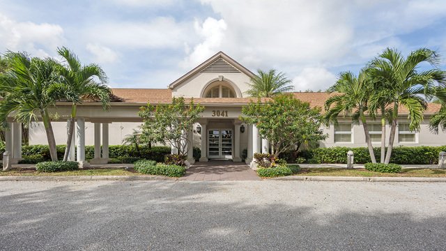 Dorsey - E. Earl Smith Funeral Home and Lake Worth Memory Gardens