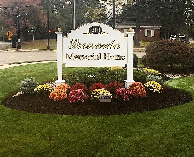 Leonardis Memorial Home