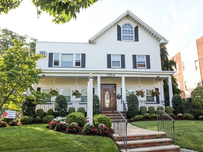 Alvarez Memorial Home