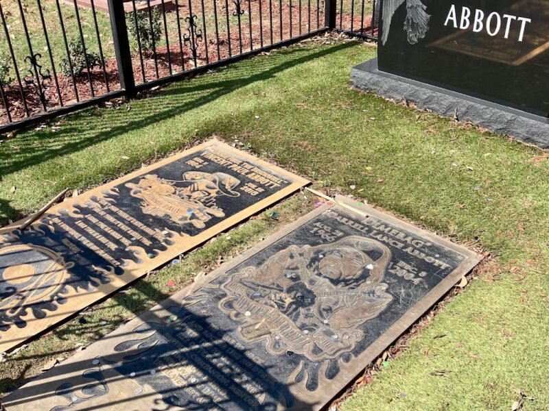 Moore Funeral Home & Memorial Gardens