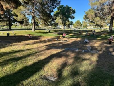 Davis Funeral Home & Memorial Park
