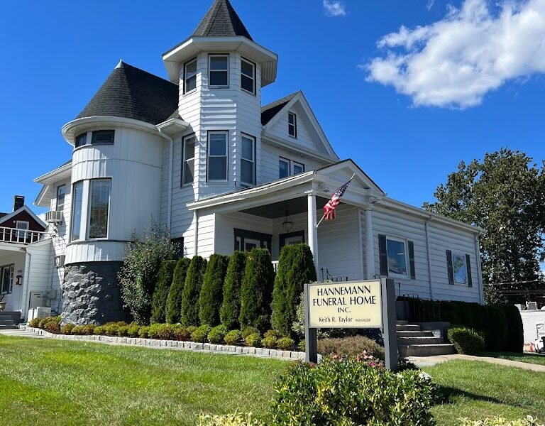 Hannemann Funeral Home Inc