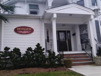 Hennessey-Heights Funeral Home