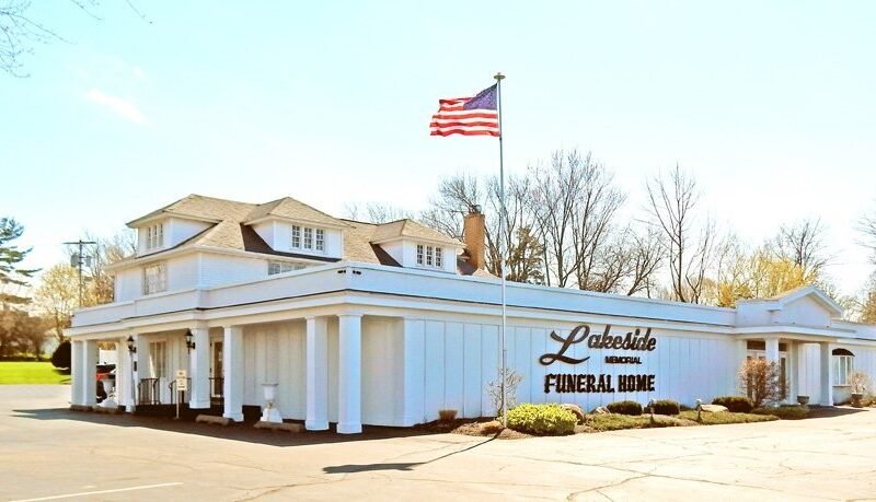 Lakeside Memorial Funeral Home, Inc.