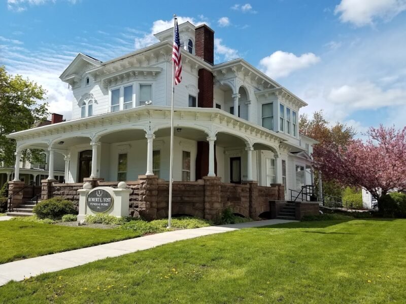 Robert L. Yost Funeral Home