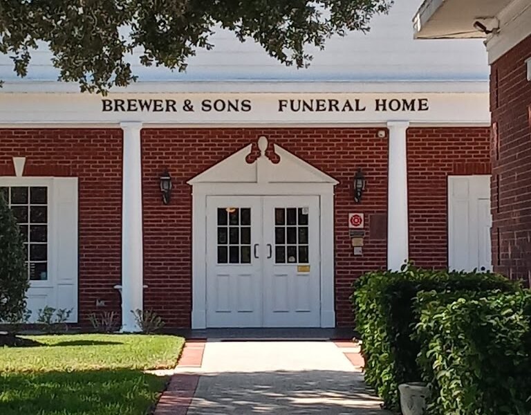Brewer & Sons Funeral Homes - Brooksville Chapel