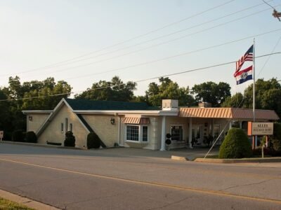Allee Holman-Howe Funeral Home
