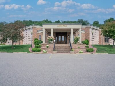 Restlawn Memorial Park