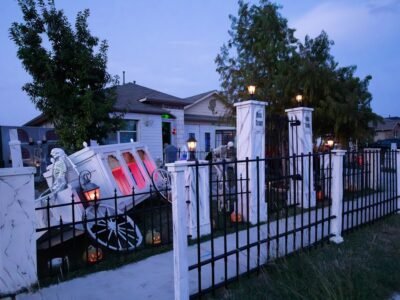 Blanck Mortuary yard Haunt