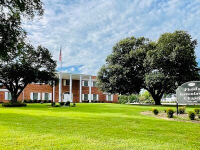 Floyd's Greenlawn Chapel