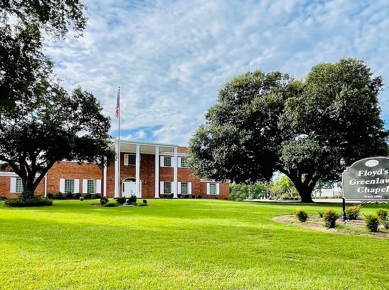 Floyd's Greenlawn Chapel