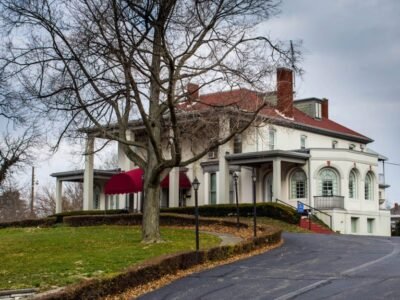 Schlientz & Moore Funeral Home