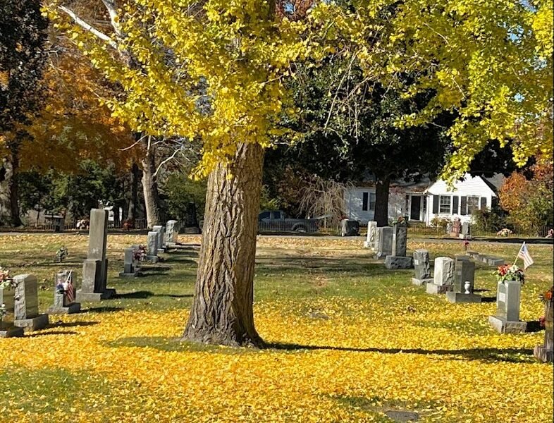 Berry Lynnhurst Funeral Home & Lynnhurst Cemetery