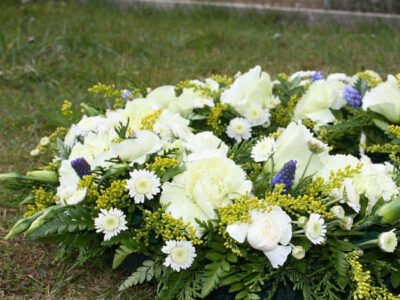 Meek & Dalla Valle Funeral Home, Inc.