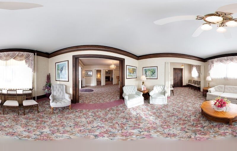Lenroot-Maetzold Funeral Home