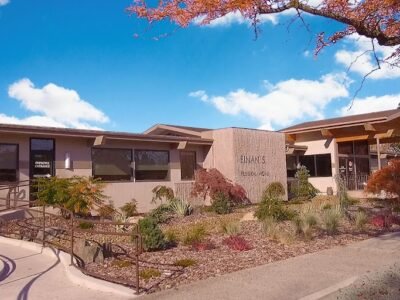 Einan's at Sunset Funeral Home