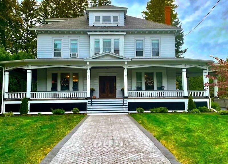Castleton funeral home, LLC