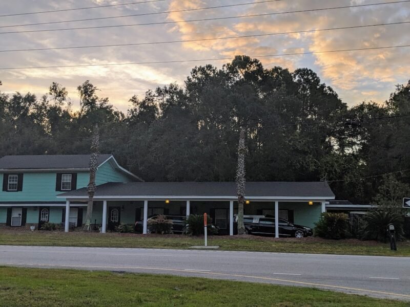W. M. Smith-McNeal Funeral Homes & Chapels