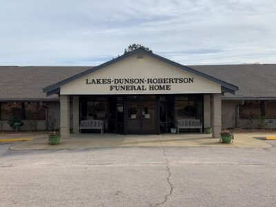 Lakes-Dunson-Robertson Funeral Home