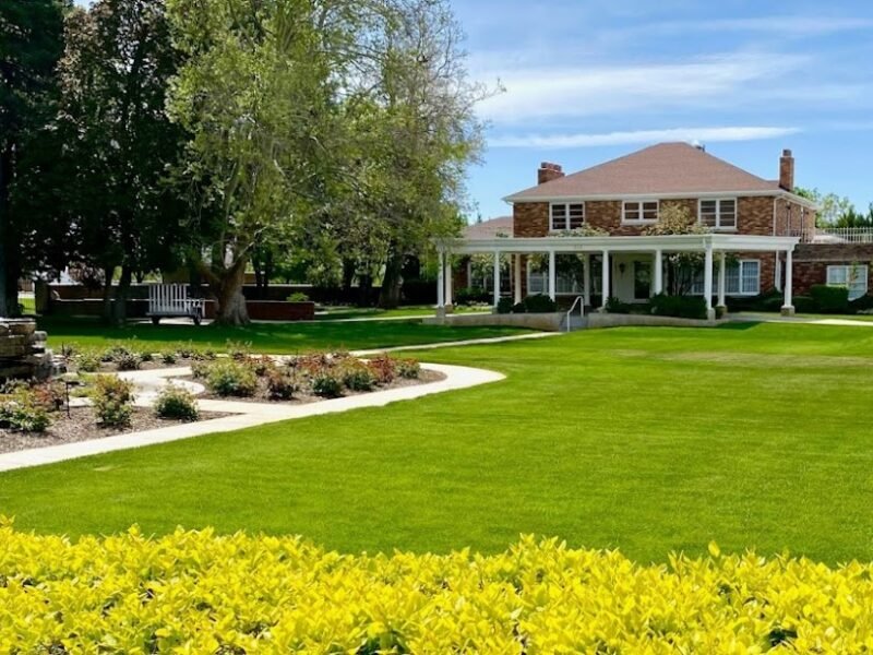 Walker Sanderson Funeral Home & Crematory