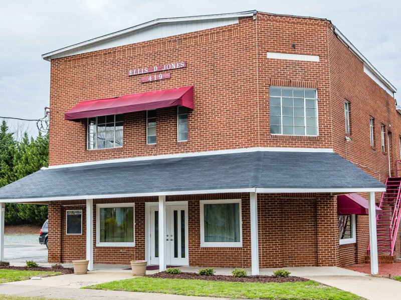 Ellis D. Jones Funeral & Cremation Service