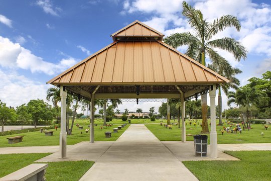Forest Lawn Memorial Gardens South