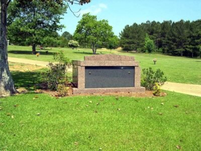 Natchez Trace Funeral Home