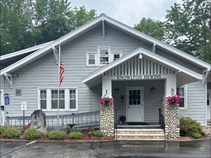 Roberts Funeral Home & Cremation Care