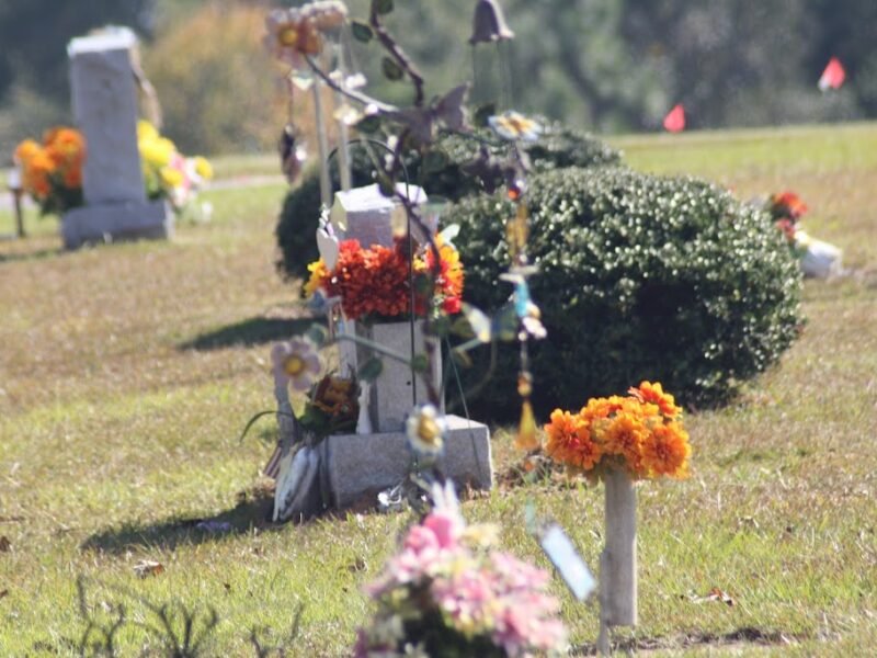 Pine Crest Cemetery West