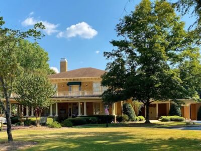 Higgins Funeral Home at Hunter-Allen-Myhand