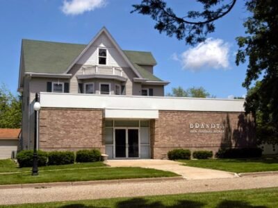 Iles Funeral Homes Brandt Dallas Center