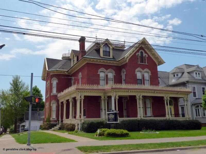 E. H. Parsons Funeral Home