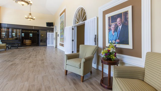 Hodges Funeral Home at Naples Memorial Gardens
