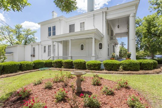 Thompson-Strickland-Waters Funeral Home