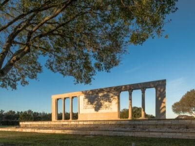 Skyway Memorial Gardens