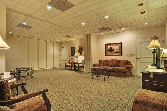 Roselawn Funeral Home & Memorial Gardens