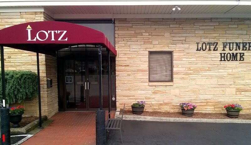 Lotz Funeral Home - Vinton