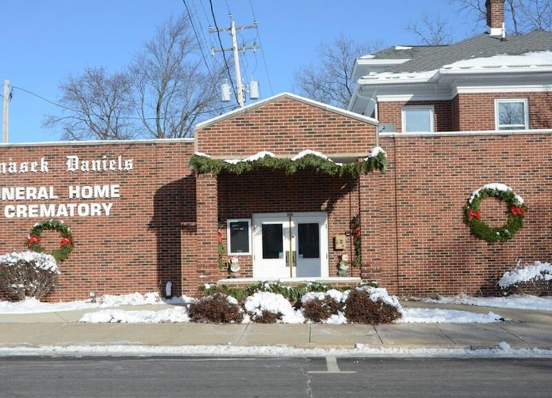 Polnasek Daniels Funeral Home