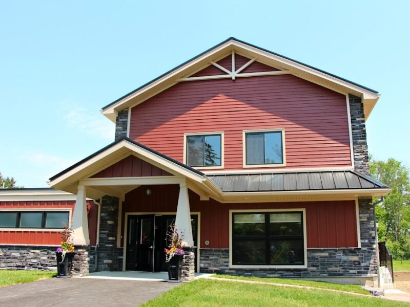 Hulse, Playfair & McGarry- Kemptville Chapel